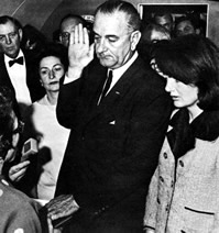 inaug_johnson_af1.jpg (24970 bytes)